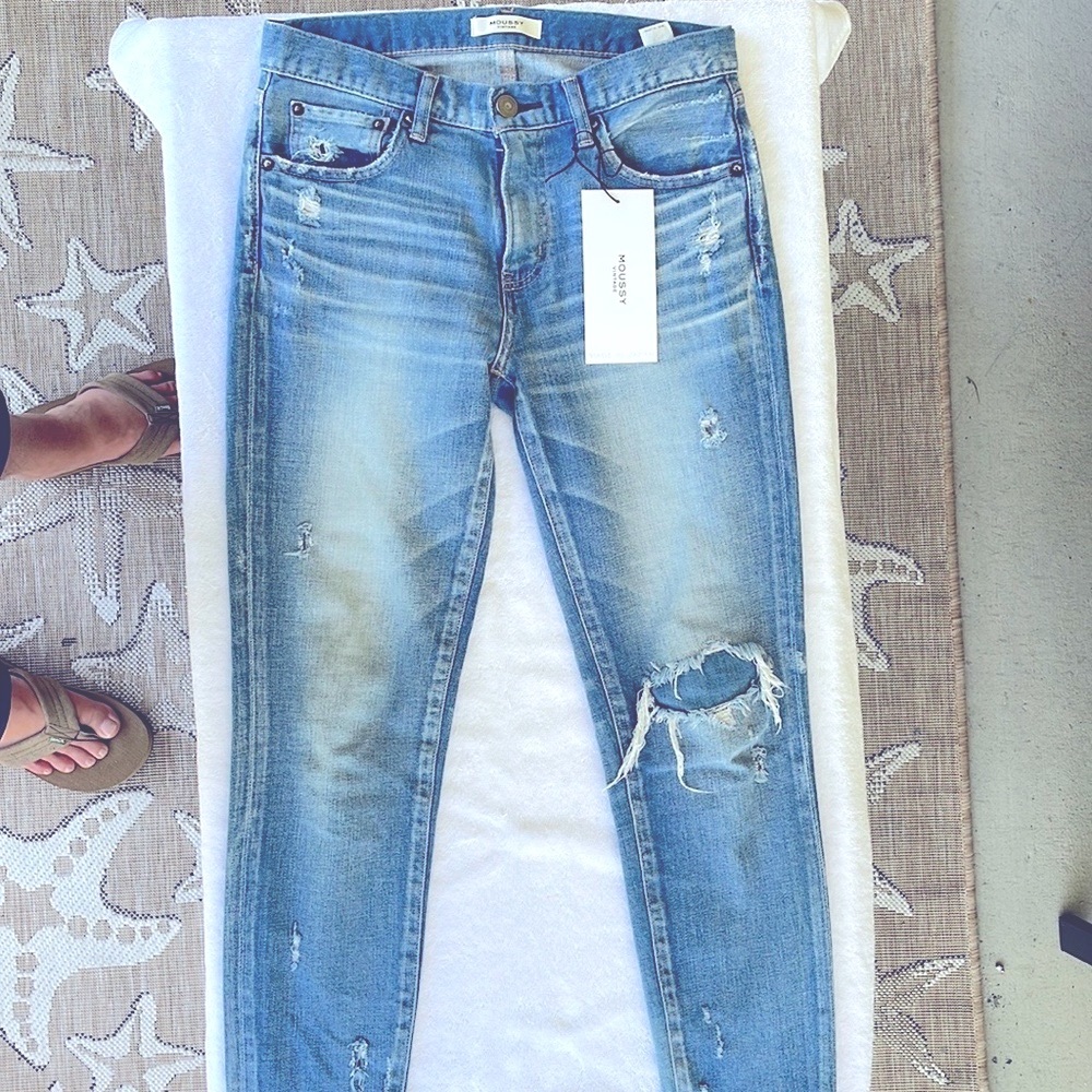 Moussy Lenwood